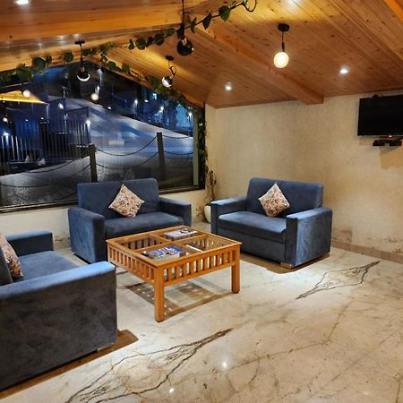 Golden Fern Resort Shimla Eksteriør bilde
