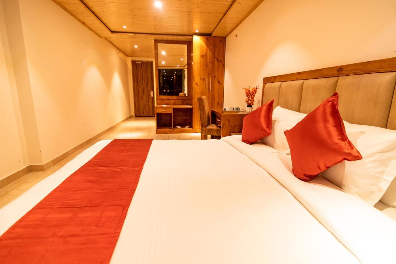 Golden Fern Resort Shimla Eksteriør bilde