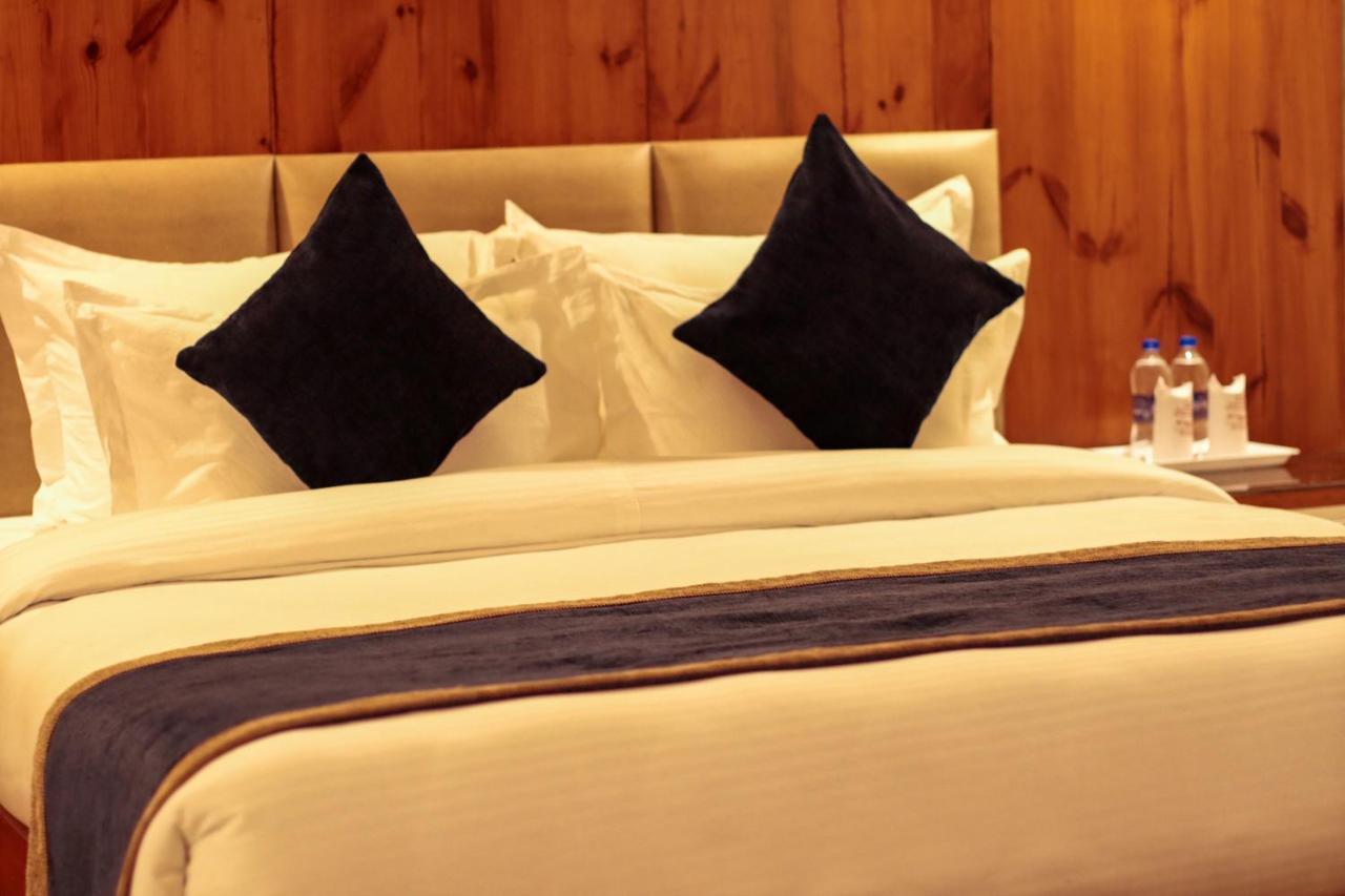 Golden Fern Resort Shimla Eksteriør bilde