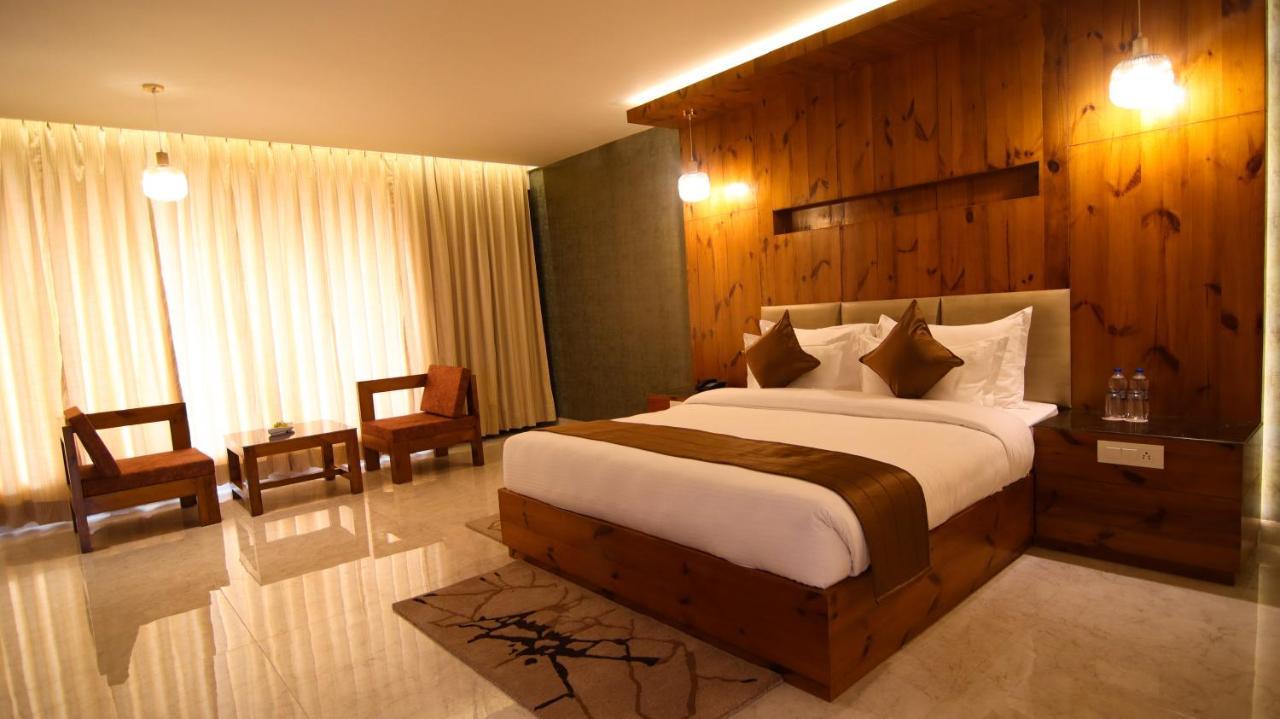 Golden Fern Resort Shimla Eksteriør bilde
