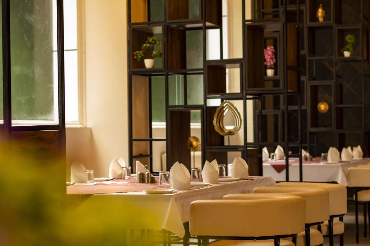 Golden Fern Resort Shimla Eksteriør bilde