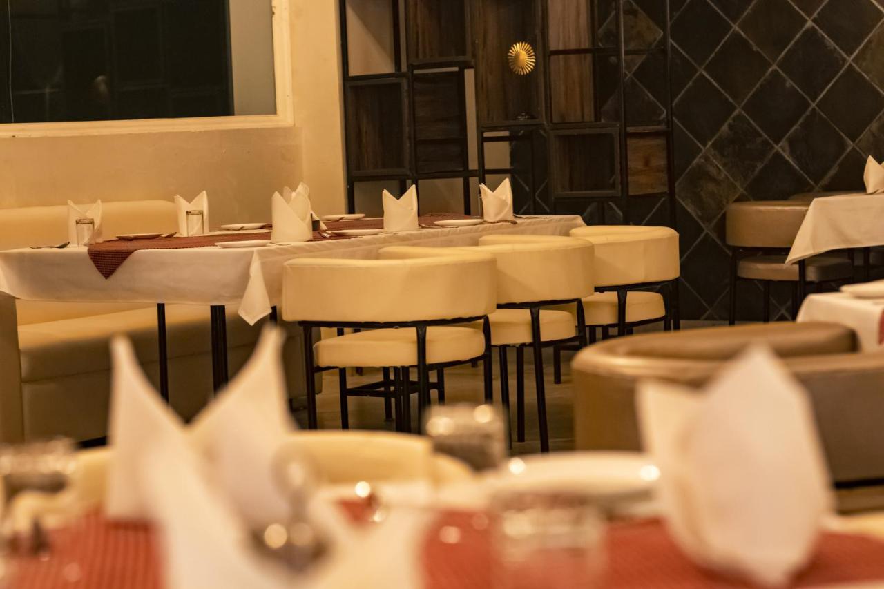 Golden Fern Resort Shimla Eksteriør bilde