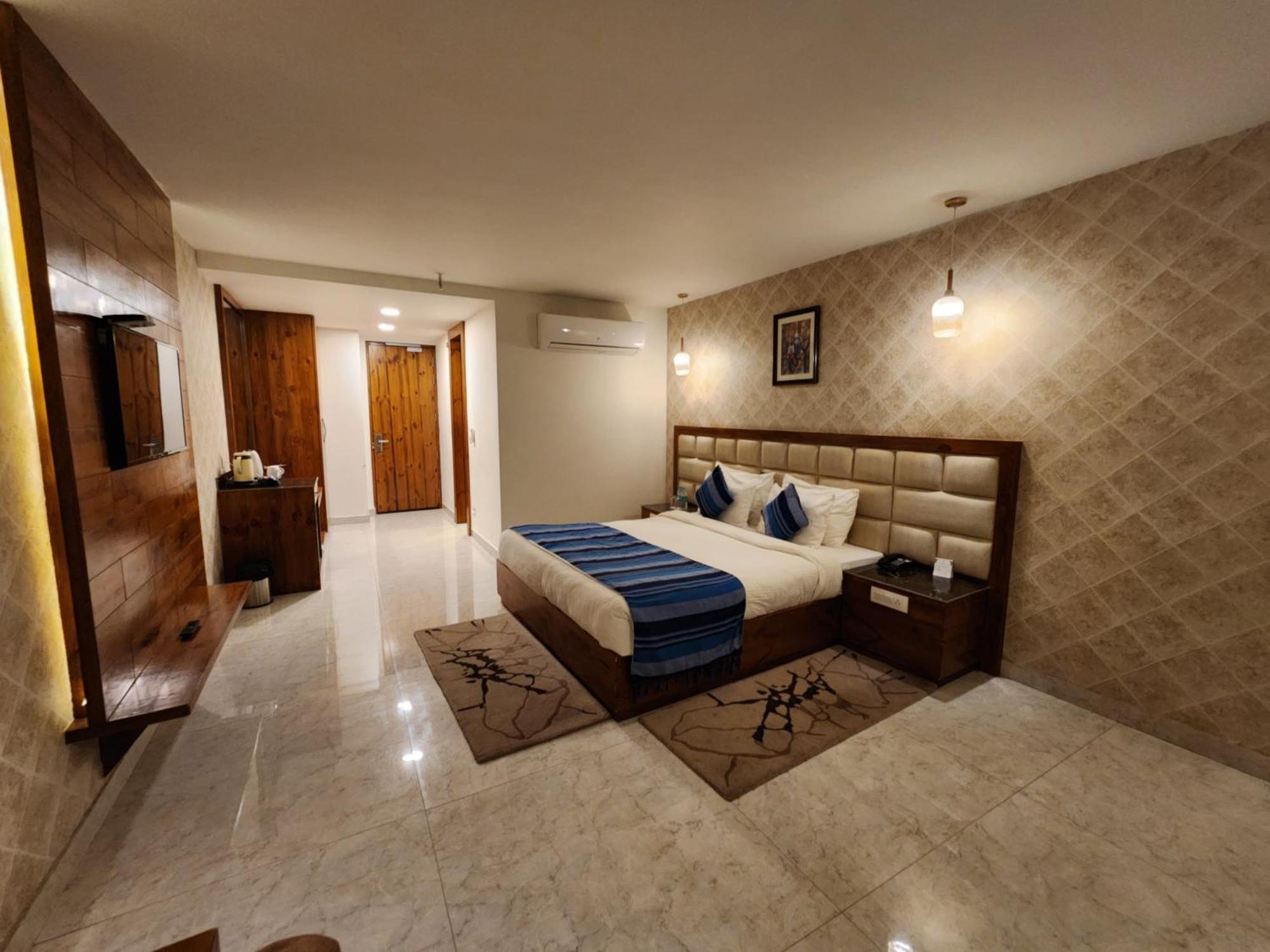 Golden Fern Resort Shimla Eksteriør bilde